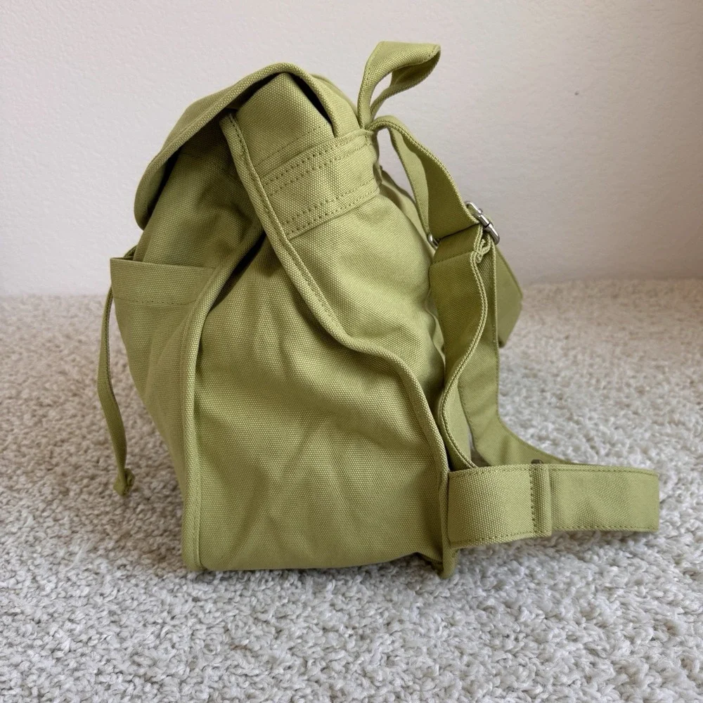 BAGGU Green Canvas Drawstring Backpack Rucksack Flap Snap Adjustable Straps